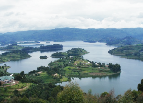 Lake Bunyonyi 3 Days Tour